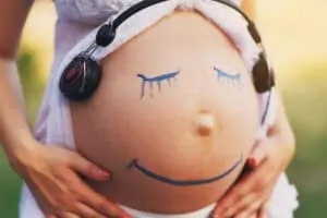 How to Have Fun While Pregnant: 41 Things to Do Alone, With Friends, or With the Husband How to Have Fun While Pregnant: 41 Things to Do Alone, With Friends, or With the Husband